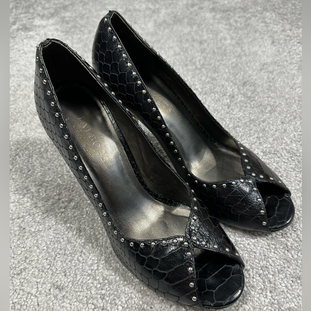 Talbots Priya Heels Womens 8.5 Black Silver Stud Black Leather Pumps Open Toe